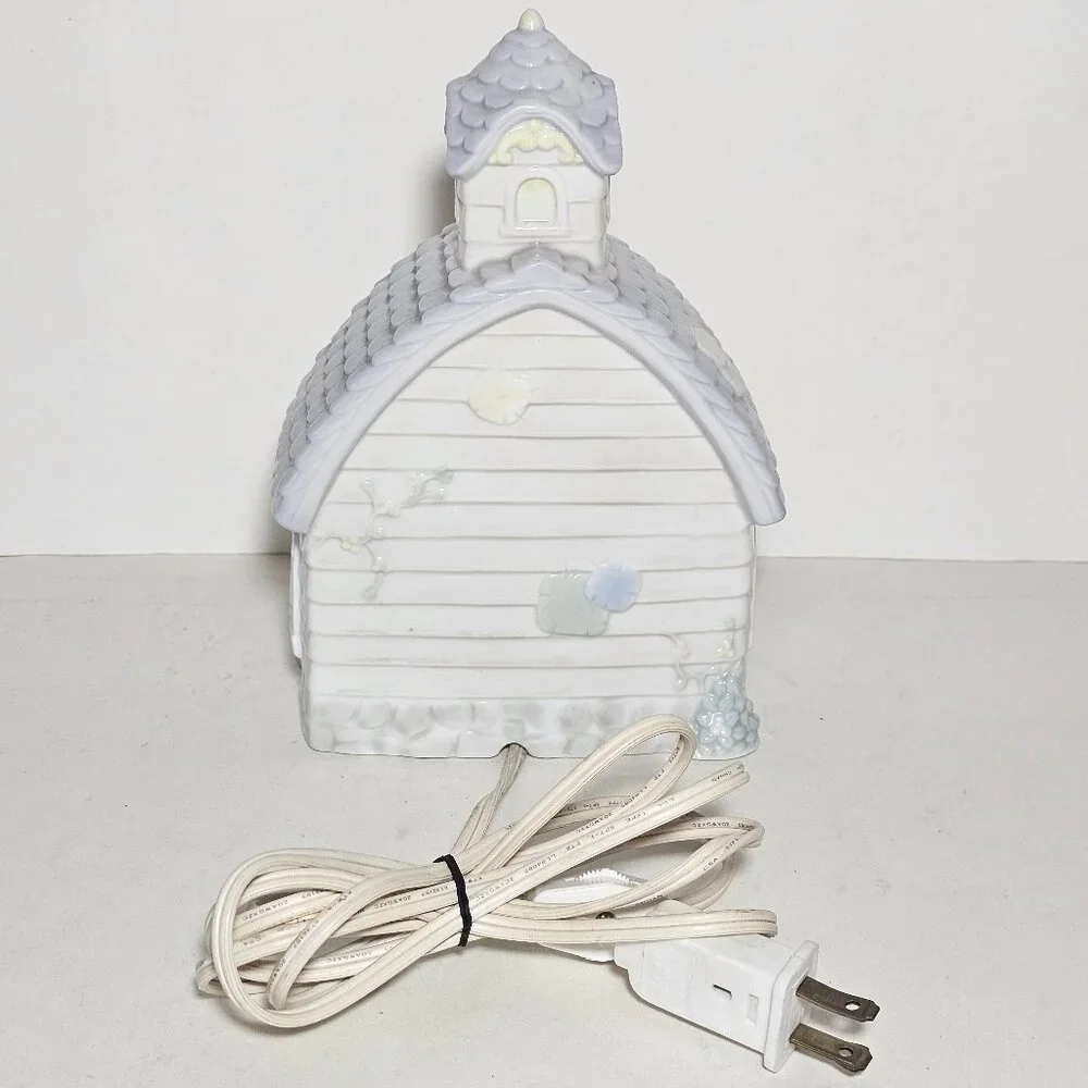 94 Enesco Precious Moments Collection Wedding Day At Chapel Lighted 3D Figurine